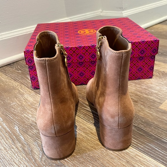 NWT Tory Burch Mini Benton Suede Gore Bootie - Picture 7 of 7